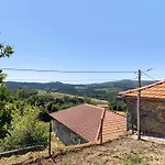 Casas Do Natureza De Coura Паредиш-ди-Кора