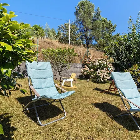 Casas Do Natureza De Coura Hébergement de vacances *