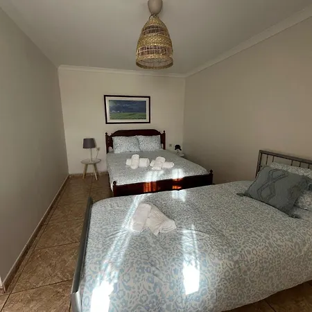 Casas Do Natureza De Coura בית נופש פארדס דה קורה